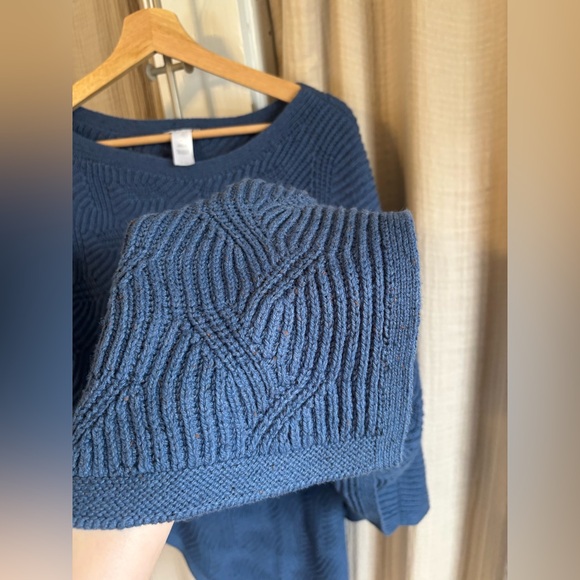 NWT J. Jill Sweater Poncho- S-L - Picture 3 of 9